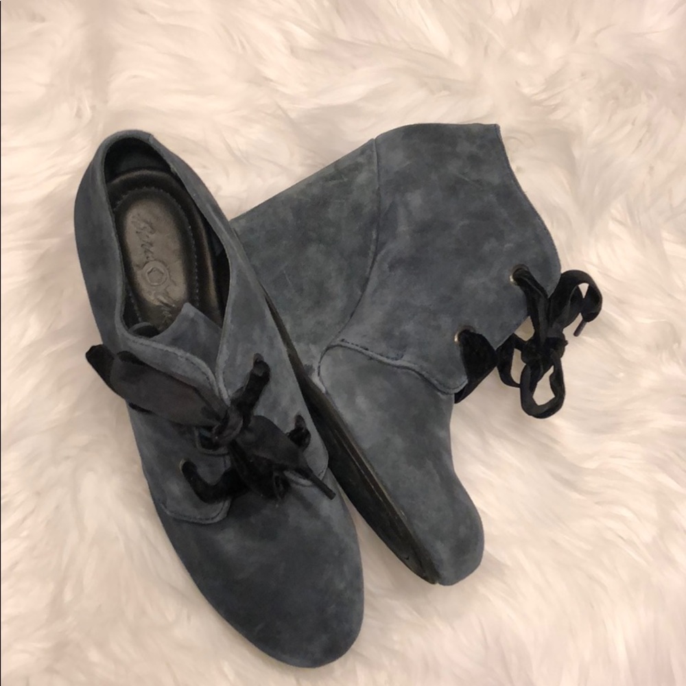 Born Crown Kensi wedge boot